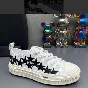 Meet your Posher, Blut